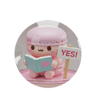 絵本で勉強中のマカロンちゃん(丸型)（個別スタンプ：2）