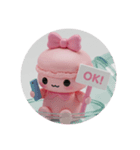 スマホを使っているマカロンちゃん(丸型)（個別スタンプ：1）